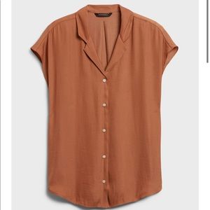 Banana Republic Resort Shirt - Pink sand dune color size small